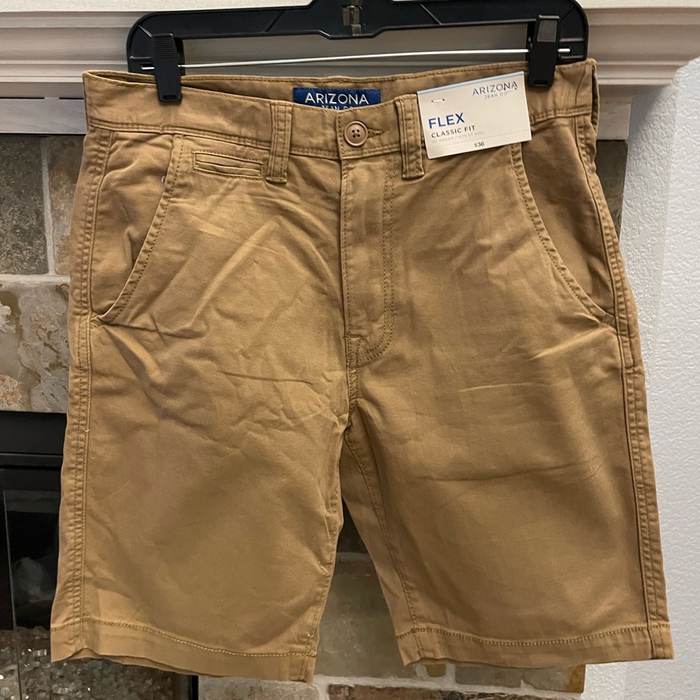 NWT Arizona Jean Shorts, Flex Classic Fit, 10” Inseam, $36 New, Mens Size 30”